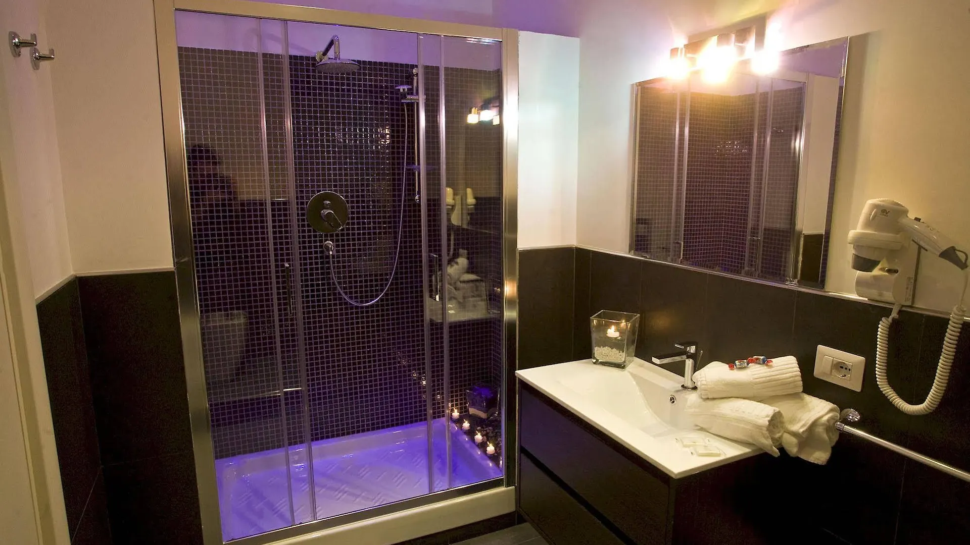 Hotel Chroma Italy - Chroma Pente Rzym